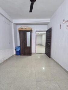 1 BHK + 1 Bath (650 sqft) Builder/Independent Floor for Rent in Builder Floor Chhattarpur, South Delhi