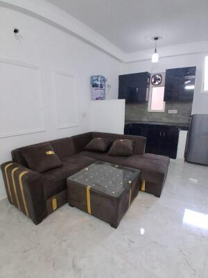 1 BHK + 1 Bath (650 sqft) Builder/Independent Floor for Rent in N Block, Chhattarpur Extension