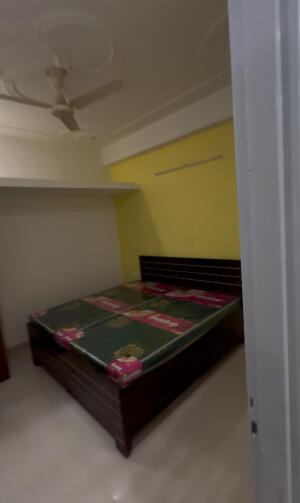 2 BHK + 2 Baths (2,000 sqft) Apartment/Flat for Rent in Lohia Apartment, Ghitorni