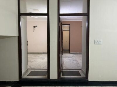 2 BHK + 2 Baths (630 sqft) Builder/Independent Floor for Rent in Builder Floor Chhattarpur, South Delhi