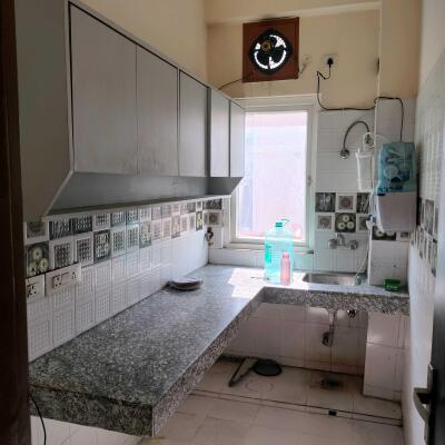 2 BHK + 2 Baths (720 sqft) Builder/Independent Floor for Rent in Builder Floor Chhattarpur, South Delhi