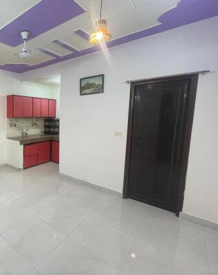 2 BHK + 2 Baths (765 sqft) Apartment/Flat for Rent in Christian Colony, Mehrauli