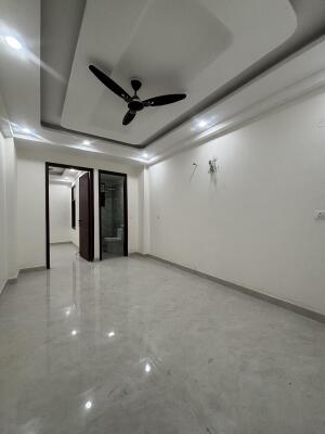2 BHK + 2 Baths (850 sqft) Apartment/Flat for Rent in Builder Floor Chhattarpur, South Delhi
