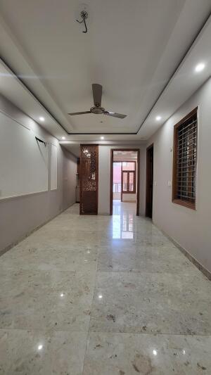 2 BHK + 2 Baths (900 sqft) Builder/Independent Floor for Rent in Builder Floor Chhattarpur, South Delhi