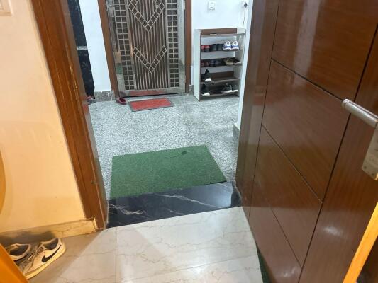 3 BHK + 2 Baths (1,050 sqft) Apartment/Flat for Rent in Veer Apartment, Mehrauli
