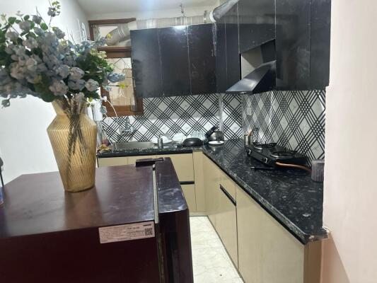 3 BHK + 2 Baths (1,050 sqft) Apartment/Flat for Rent in Veer Apartment, Mehrauli