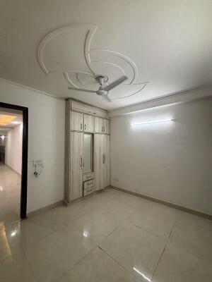 3 BHK + 2 Baths (1,150 sqft) Apartment/Flat for Rent in Radhe Radhe Apartment, Chhattarpur Enclave