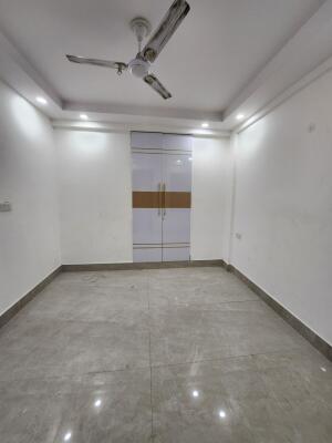 3 BHK + 2 Baths (1,150 sqft) Builder/Independent Floor for Rent in Builder Floor Chhattarpur, South Delhi