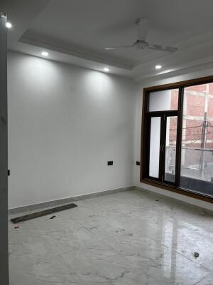 3 BHK + 3 Baths (1,300 sqft) Builder/Independent Floor for Rent in Builder Floor Chhattarpur, South Delhi