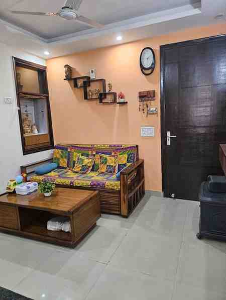 1 BHK + 1 Bath (4,842 sqft) Builder/Independent Floor for Rent in Independent Floor Chhatarpur Extension, South Delhi