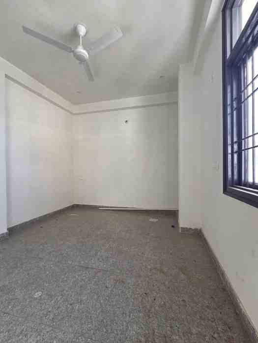 1 BHK Independent Floor for Rent in Chhattarpur Extension, South Delhi