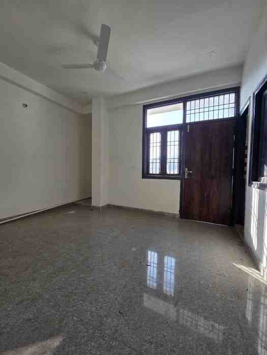 1 BHK Independent Floor for Rent in Chhattarpur Extension, South Delhi