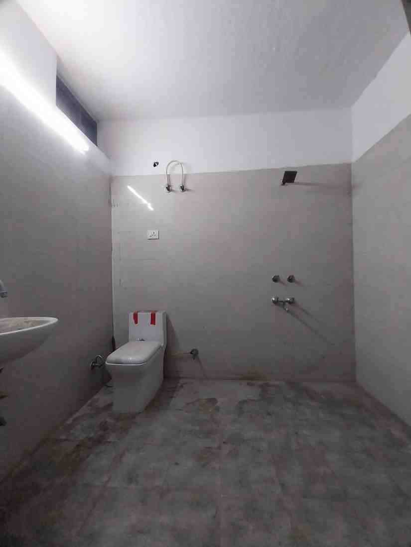 1 BHK Flat for Rent in Rajpur Khurd Extension, South Delhi