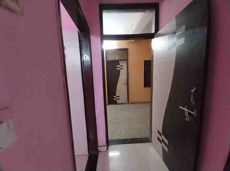 1 BHK + 2 Baths (650 sqft) Apartment/Flat for Rent in Rajpur Khurd Extension