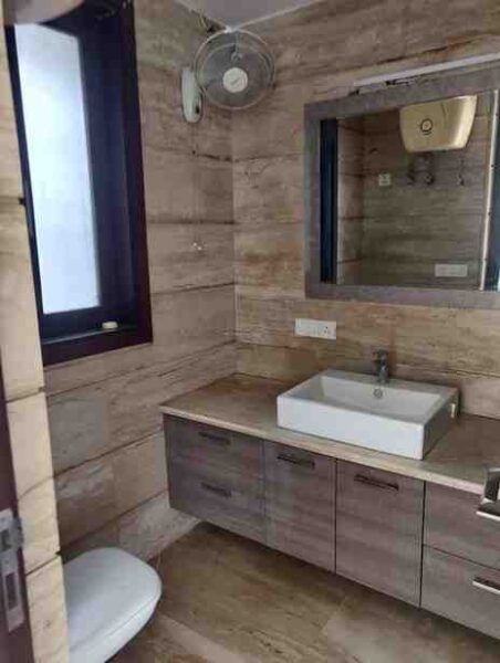 1 RK + 1 Bath (350 sqft) Studio Apartment for Rent in M Block, Saket