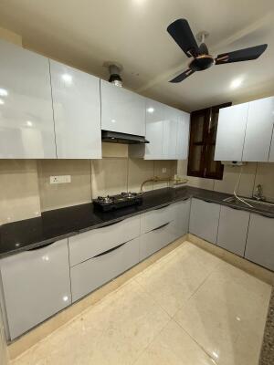 2 BHK + 2 Baths (945 sqft) Apartment/Flat for Rent in Rajpur Khurd, South Delhi