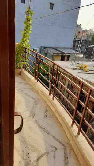 2 BHK + 1 Bath (750 sqft) Builder/Independent Floor for Rent in Independent Floor Maidan Garhi, South Delhi