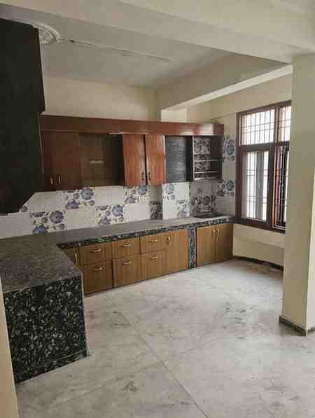 2 BHK + 1 Bath (890 sqft) Apartment/Flat for Rent in SK Apartment, Sultanpur