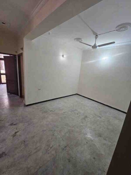 2 BHK + 1 Bath (890 sqft) Apartment/Flat for Rent in SK Apartment, Sultanpur