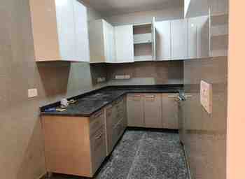 2 BHK + 2 Baths (8,100 sqft) Builder/Independent Floor for Rent in Shivalik Colony, South Delhi