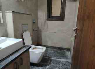 2 BHK + 2 Baths (8,100 sqft) Builder/Independent Floor for Rent in Shivalik Colony, South Delhi