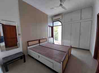 2 BHK + 2 Baths (1,000 sqft) Builder/Independent Floor for Rent in Greater Kailash 2