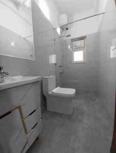 2 BHK + 2 Baths (1,000 sqft) Builder/Independent Floor for Rent in Greater Kailash 2