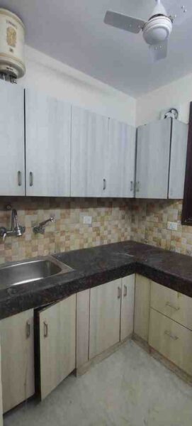 2 BHK + 2 Baths (900 sqft) Builder/Independent Floor for Rent in Independent Floor Malviya Nagar, South Delhi
