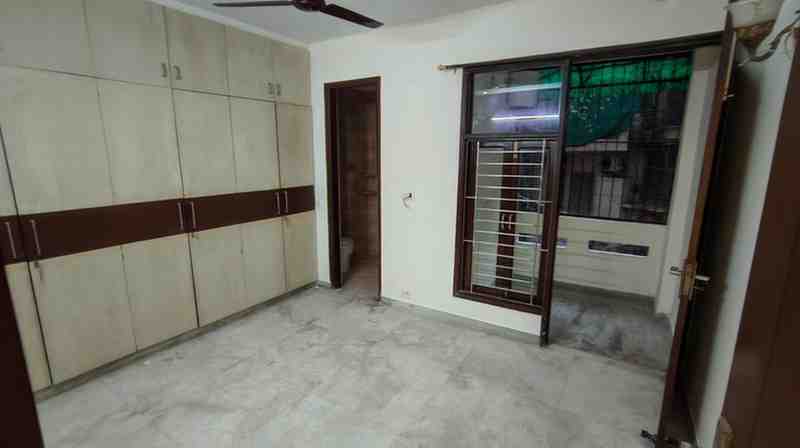 2 BHK + 2 Baths (900 sqft) Builder/Independent Floor for Rent in Independent Floor Malviya Nagar, South Delhi