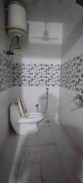 2 BHK + 2 Baths (900 sqft) Builder/Independent Floor for Rent in Independent Floor Malviya Nagar, South Delhi