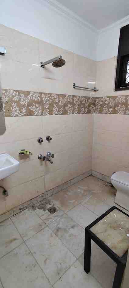 2 BHK Independent Floor for Rent in Malviya Nagar, South Delhi