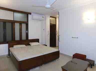 2 BHK + 2 Baths (2,000 sqft) Apartment/Flat for Rent in Safdarjung Enclave, South Delhi