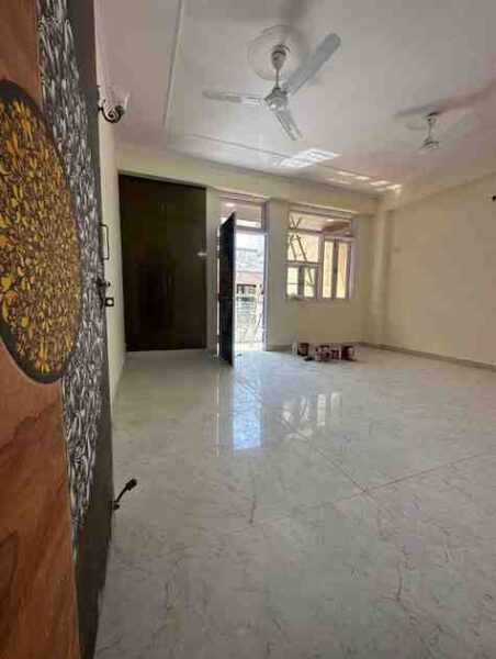 2 BHK + 2 Baths (1,000 sqft) Builder/Independent Floor for Rent in Saket District Centre