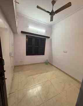 2 BHK + 2 Baths (900 sqft) Builder/Independent Floor for Rent in Vinoba Puri, South Delhi