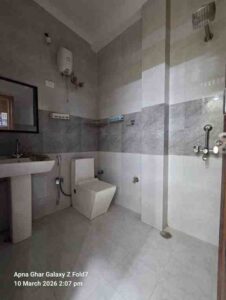 2 BHK + 2 Baths (900 sqft) Builder/Independent Floor for Rent in Chhattarpur, South Delhi