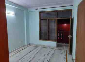 2 BHK + 2 Baths (900 sqft) Builder/Independent Floor for Rent in Chhattarpur Birla Farm, South Delhi