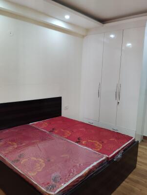 3 BHK + 2 Baths (1,200 sqft) Apartment/Flat for Rent in Independent Floor Rajpur Khurd, South Delhi