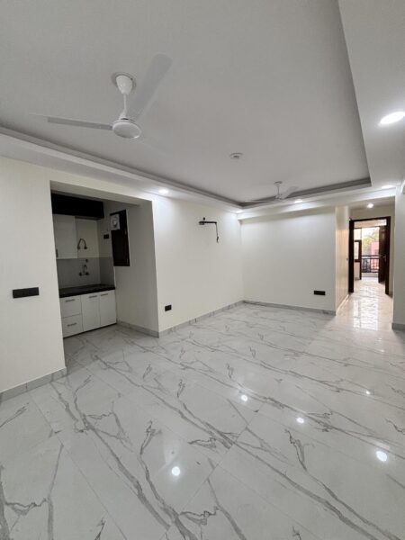 3 BHK + 2 Baths (900 sqft) Builder/Independent Floor for Rent in Konark Heights, Rajpur Extension
