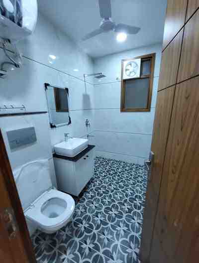 3 BHK + 2 Baths (1,125 sqft) Builder/Independent Floor for Rent in Independent Floor Malviya Nagar, South Delhi