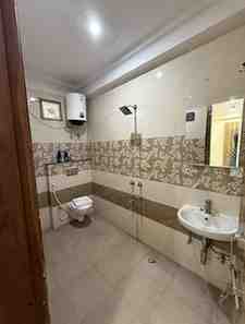 3 BHK + 2 Baths (2,250 sqft) Builder/Independent Floor for Rent in Rajpur Khurd Extension, South Delhi