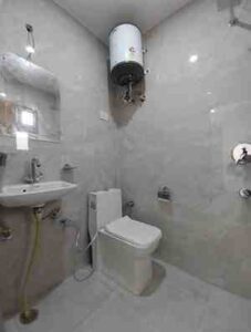 3 BHK + 3 Baths (1,000 sqft) Apartment/Flat for Rent in RWA Masoodpur Masoodpur, South Delhi