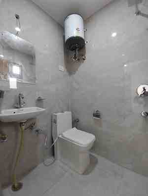 3 BHK + 3 Baths (1,000 sqft) Apartment/Flat for Rent in RWA Masoodpur Masoodpur, South Delhi