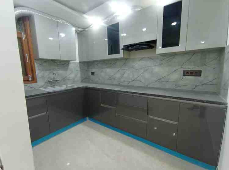 3 BHK + 2 Baths (1,000 sqft) Apartment/Flat for Rent in Independent Floor Sultanpur, South Delhi