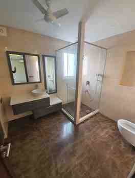 3 BHK + 3 Baths (1,800 sqft) Builder/Independent Floor for Rent in Shivalik Colony, South Delhi