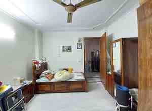 2 BHK + 3 Baths (900 sqft) Builder/Independent Floor for Rent in E Block, Chittranjan Park