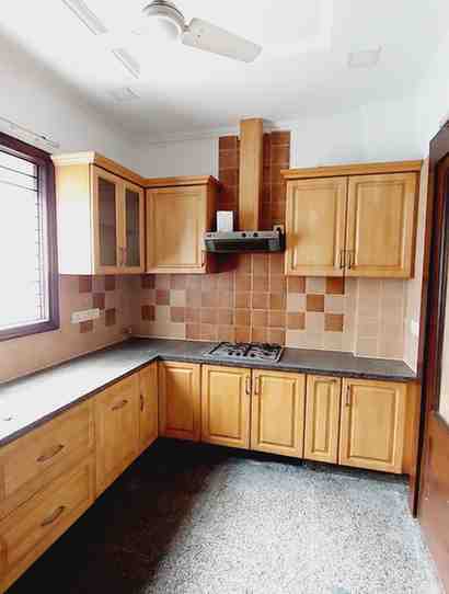 3 BHK + 3 Baths (2,700 sqft) Builder/Independent Floor for Rent in Independent Floor Adchini, South Delhi