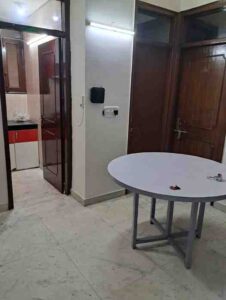 3 BHK + 3 Baths (1,200 sqft) Builder/Independent Floor for Rent in Independent Floor Saket District Centre, South Delhi