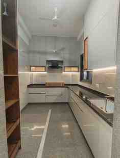 3 BHK + 3 Baths (1,800 sqft) Builder/Independent Floor for Rent in Shivalik Colony, South Delhi