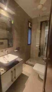 3 BHK + 3 Baths (1,800 sqft) Builder/Independent Floor for Rent in Shivalik Colony Shivalik Colony, South Delhi