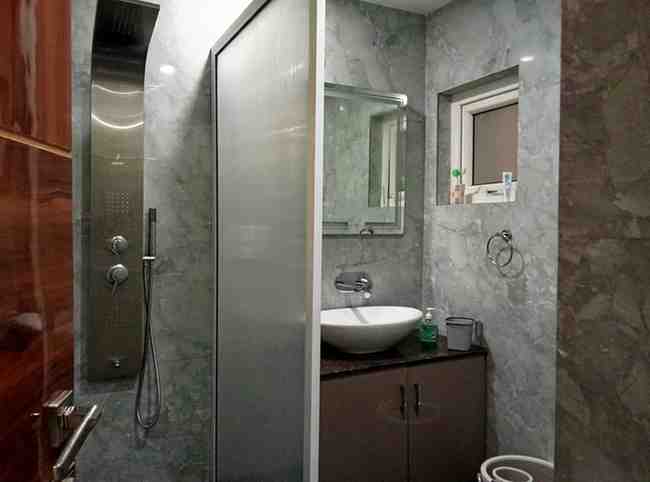 3 BHK + 3 Baths (1,500 sqft) Apartment/Flat for Rent in Independent Floor Saket, South Delhi